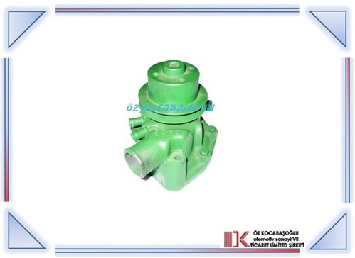 JOHN DEERE Water Pump / AR97710